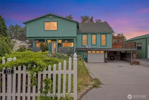 122 SE 3rd Ave, Soap Lake, WA 98851
