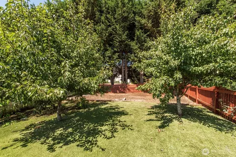 Exterior - 81 Eastgate Pl, Sequim, WA 98382 photo 8 of 18