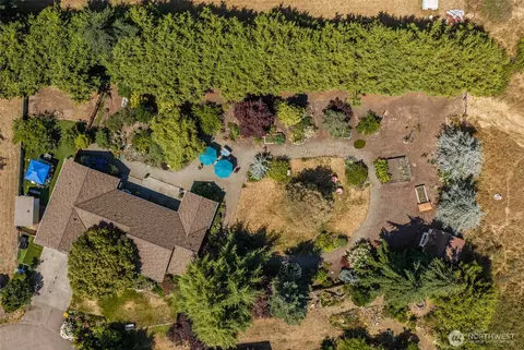 Exterior - 81 Eastgate Pl, Sequim, WA 98382 photo 15 of 18