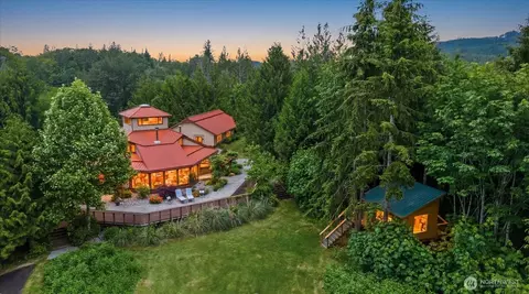 27346 Lake Cavanaugh Rd, Mount Vernon, WA 98274