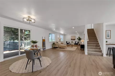 Living - 16221 75th St E, Sumner, WA 98390 photo 2 of 3