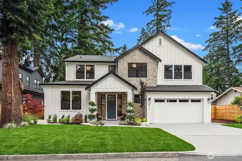 816 165th Ave NE, Bellevue, WA 98008
