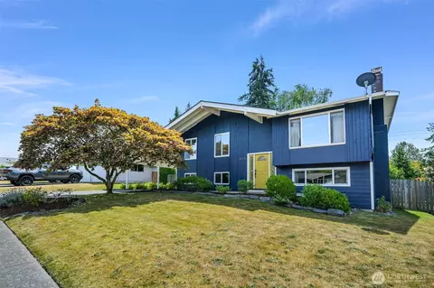3418 Crestline Pl, Bellingham, WA 98226