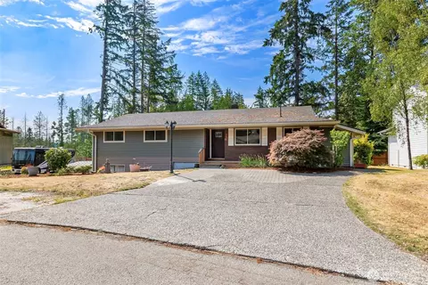 2860 NW North Star Dr, Silverdale, WA 98383