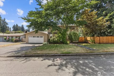 14215 110th Ave NE, Kirkland, WA 98034
