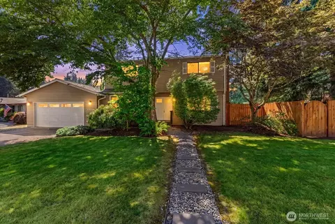 14215 110th Ave NE, Kirkland, WA 98034