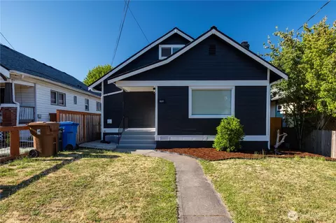 869 S 40th St, Tacoma, WA 98418