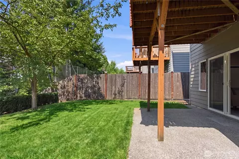 Exterior - 22630 41st Dr SE, Bothell, WA 98021 photo 5 of 6