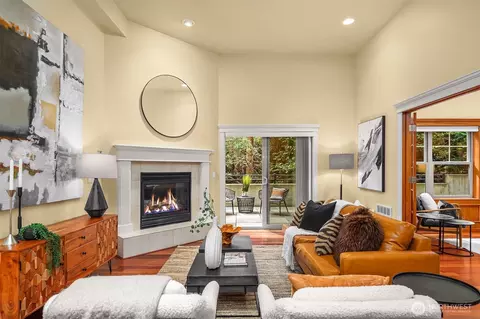 3150 W Government St #105, Seattle, WA 98199