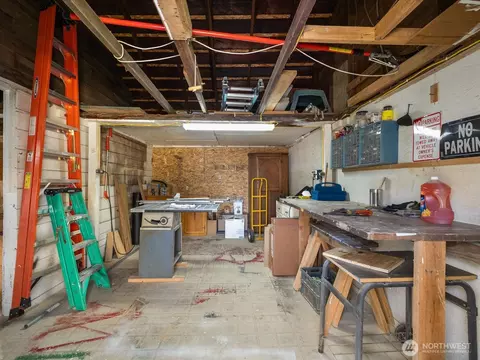 Exterior - 2212 Columbia Ave, Everett, WA 98203 photo 12 of 12