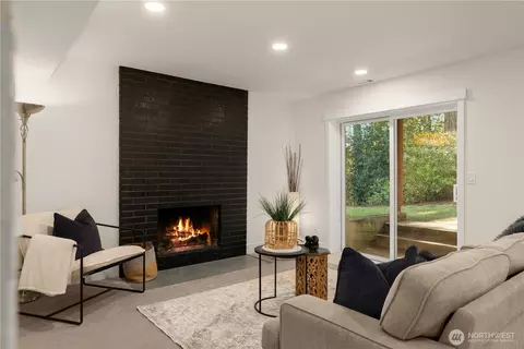 Living - 10811 NE 154th Ct, Bothell, WA 98011 photo 3 of 3
