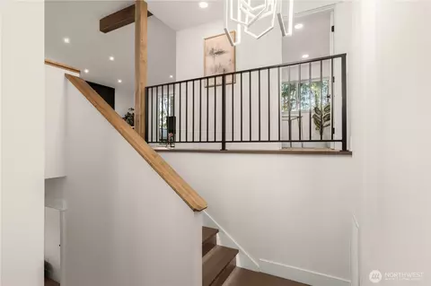 Entry Way - 10811 NE 154th Ct, Bothell, WA 98011 photo 1 of 1