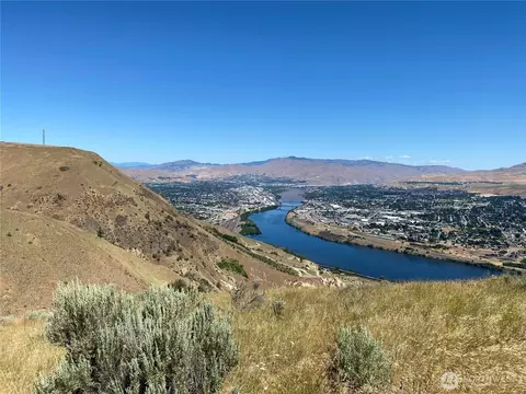 0 Edgemont Dr, Wenatchee, WA 98801