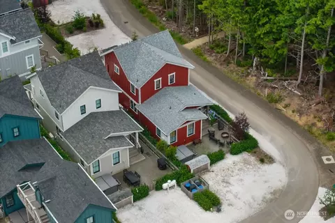 View/Area - 445 E Compass St, Pacific Beach, WA 98571 photo 1 of 3