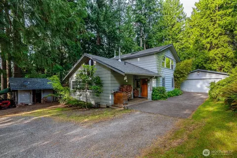 2201 30th St, Bellingham, WA 98225
