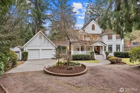 19524 230th Ave NE, Woodinville, WA 98077