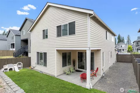 Exterior - 3520 192nd Pl SE, Bothell, WA 98012 photo 4 of 4