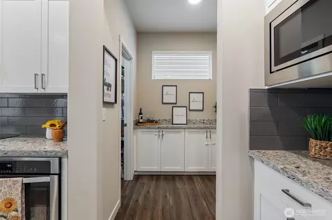 Entry Way - 3520 192nd Pl SE, Bothell, WA 98012 photo 2 of 2