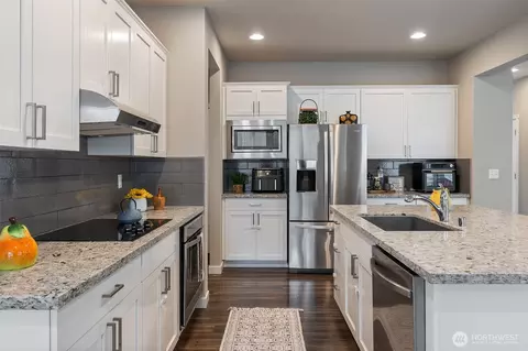 Kitchen - 3520 192nd Pl SE, Bothell, WA 98012 photo 2 of 4