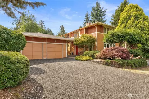 19061 Harris Ave NE, Suquamish, WA 98392