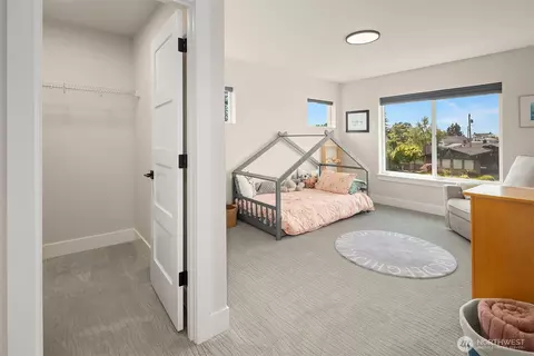Bedroom - 419 Rockefeller Ave, Everett, WA 98201 photo 3 of 6