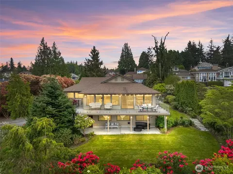 5128 Seaview Way, Everett, WA 98203