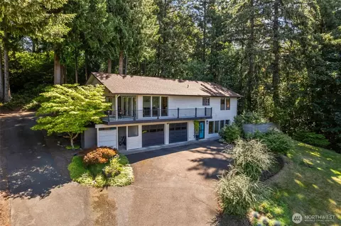 104 Mcmenomy Dr, Kelso, WA 98626