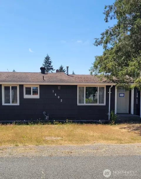 1402 Violet Meadow St S, Tacoma, WA 98444