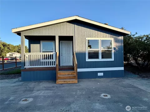 105 W Washington Ave #2, Yakima, WA 98903