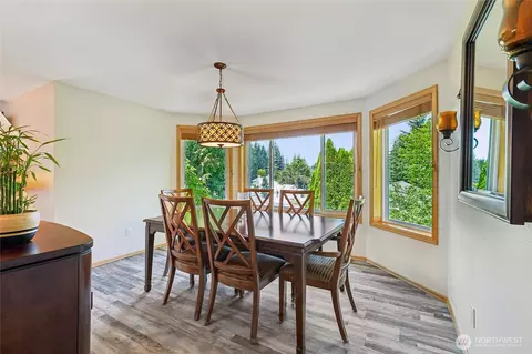 Dining - 14909 16th Ave SE, Mill Creek, WA 98012 photo 1 of 1