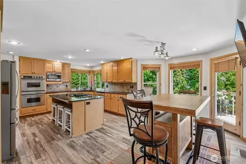 Kitchen - 14909 16th Ave SE, Mill Creek, WA 98012 photo 4 of 4