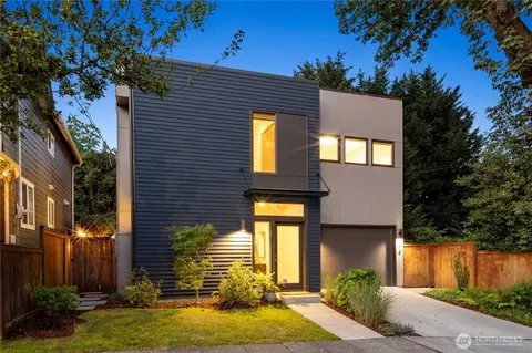 714 28th Ave S, Seattle, WA 98144