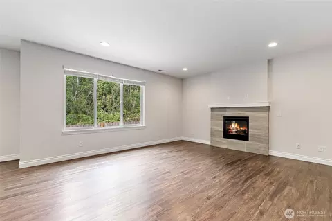 Living - 8442 NE 203rd Pl, Bothell, WA 98011 photo 2 of 4