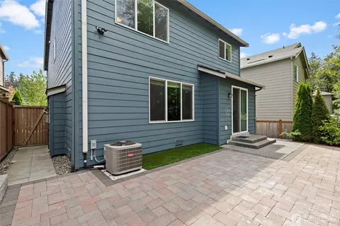 Exterior - 8442 NE 203rd Pl, Bothell, WA 98011 photo 6 of 6