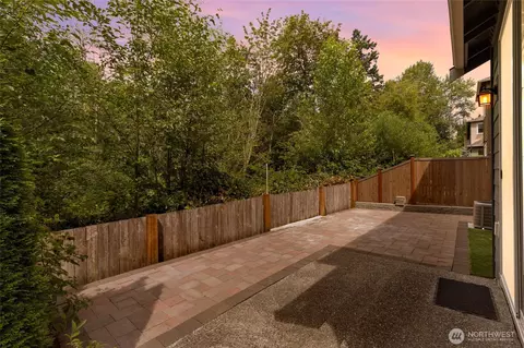 Exterior - 8442 NE 203rd Pl, Bothell, WA 98011 photo 3 of 6