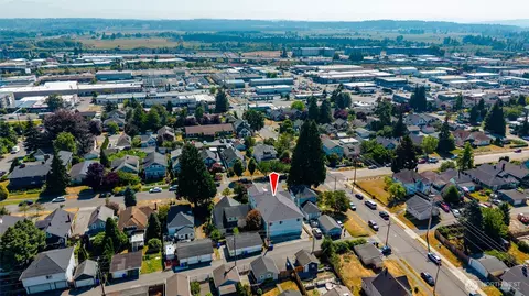 View/Area - 3426 Oakes Ave, Everett, WA 98201 photo 2 of 3