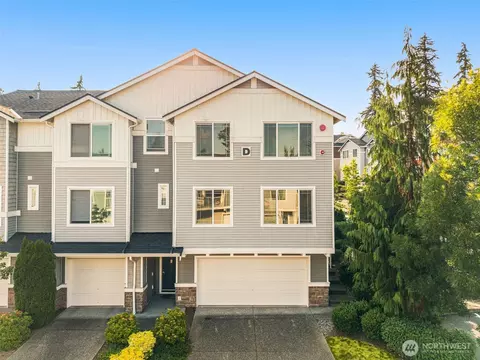15720 Manor Way #D5, Lynnwood, WA 98087