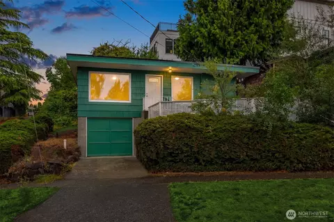 112 NW 44th St, Seattle, WA 98107