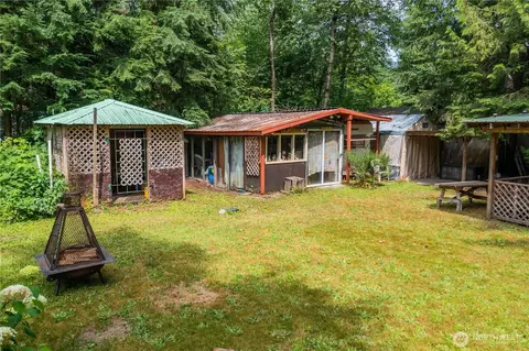 6196 Olive Way, Maple Falls, WA 98266 photo 7