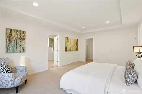 Bedroom - 10922 NE 194th Dr, Bothell, WA 98011 photo 4 of 6