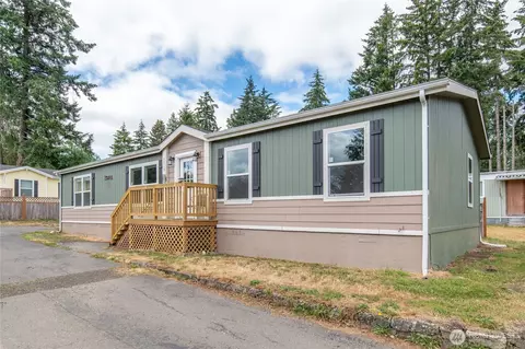 5219 5th St, Bremerton, WA 98312