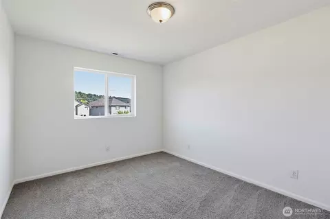 Bedroom - 903 Colorossi Cir NW, Orting, WA 98360 photo 5 of 6