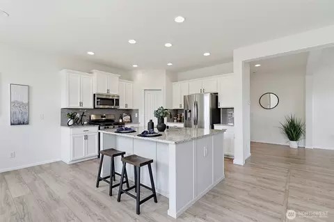 Kitchen - 903 Colorossi Cir NW, Orting, WA 98360 photo 1 of 5