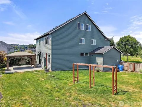 Exterior - 903 Colorossi Cir NW, Orting, WA 98360 photo 3 of 7
