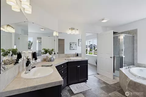 Bath - 903 Colorossi Cir NW, Orting, WA 98360 photo 2 of 6