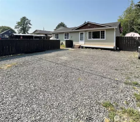 309 W Galena St, Granite Falls, WA 98252