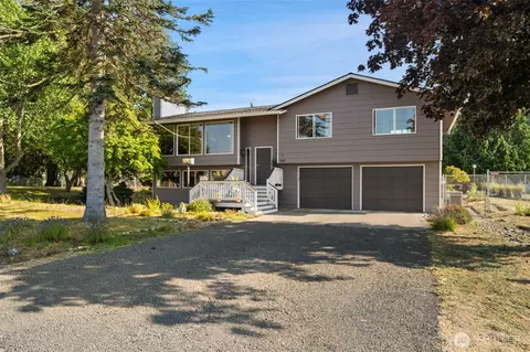 Exterior - 310 Libby St, Sequim, WA 98382 photo 5 of 9