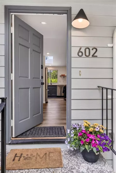 Entry Way - 602 198th St SE, Bothell, WA 98012 photo 1 of 1