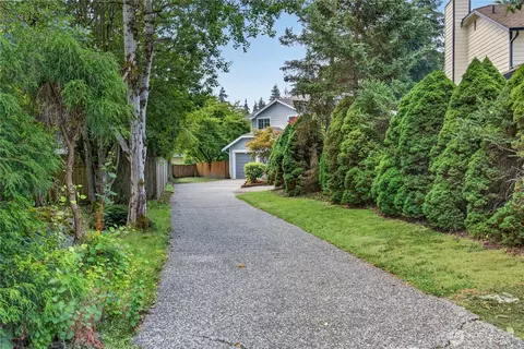 Exterior - 602 198th St SE, Bothell, WA 98012 photo 2 of 6