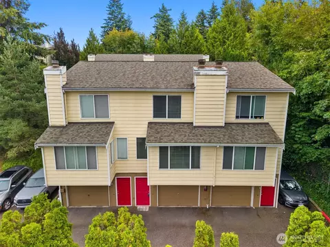 11802 98th Ave NE #B6, Kirkland, WA 98034
